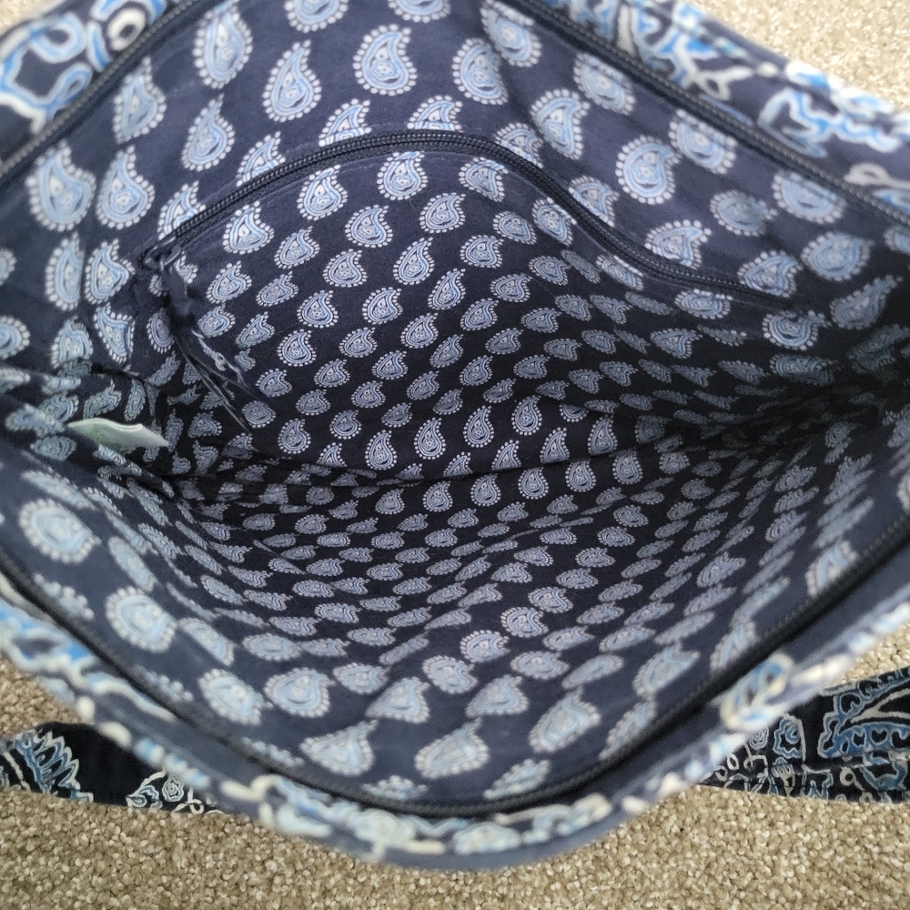 Vera Bradley Crossbody - Picture 5 of 7